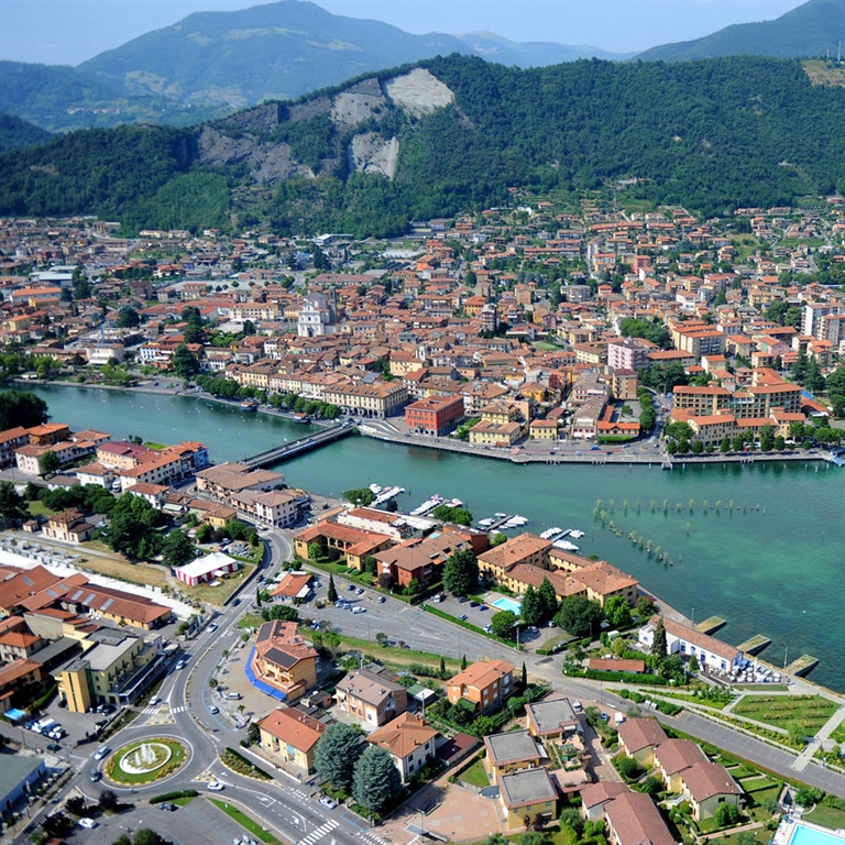 17 Settembre: Flash mob dedicato alla celebrazione della diversità presso il Ponte di Paratico-Sarnico